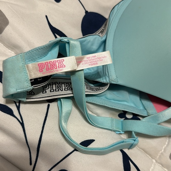 Pink wireless bra - Picture 4 of 5